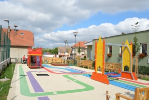 Dětské hřiště v Bedřichovicích